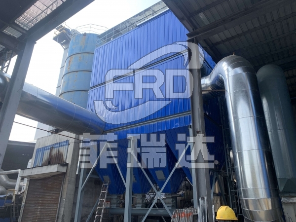 金屬冶煉用氣箱脈沖布袋除塵器